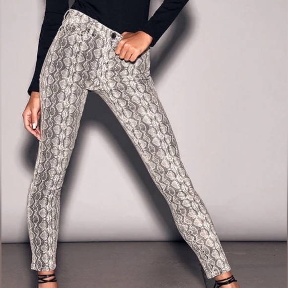 Blank NYC The Reade Crop Skinny Jeans Snakeskin Women’s Size 28 Brand New! - Picture 1 of 13
